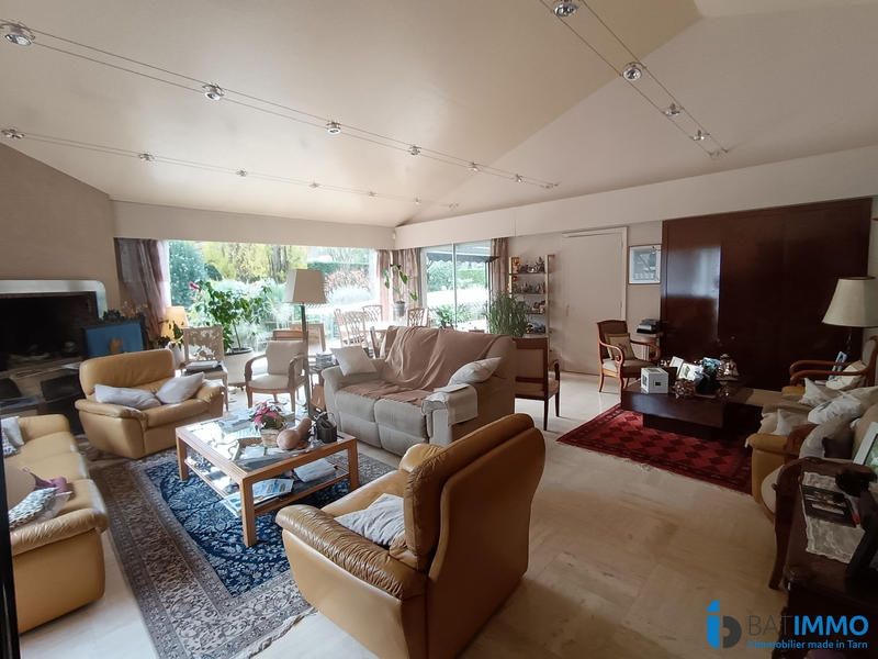 Villa - 230 m² - 7 pièces