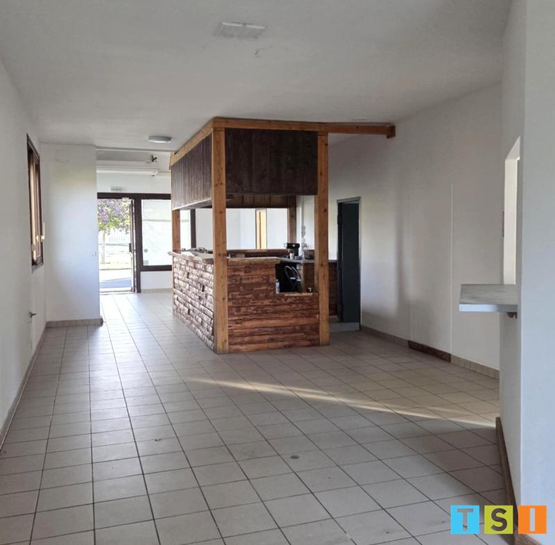 Local d'activités - 200 m² - 7 pièces