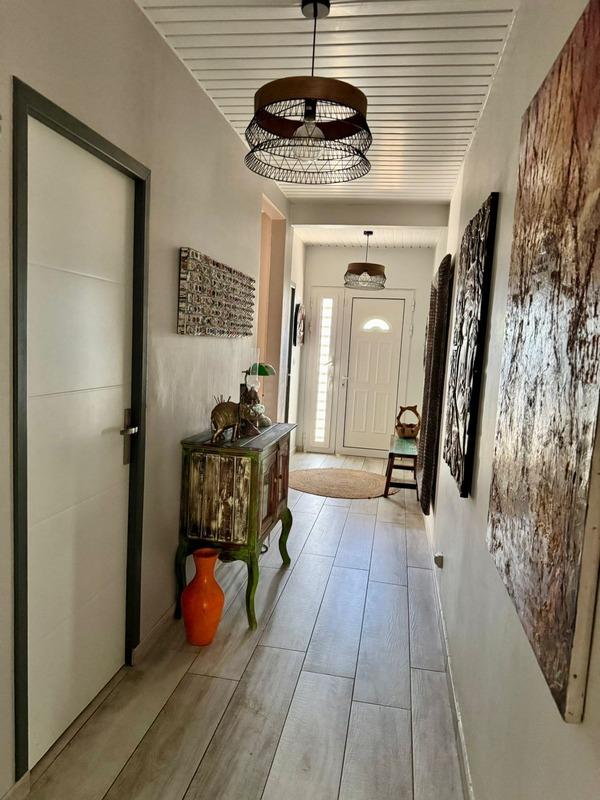 Maison - 229 m² - 6 pièces