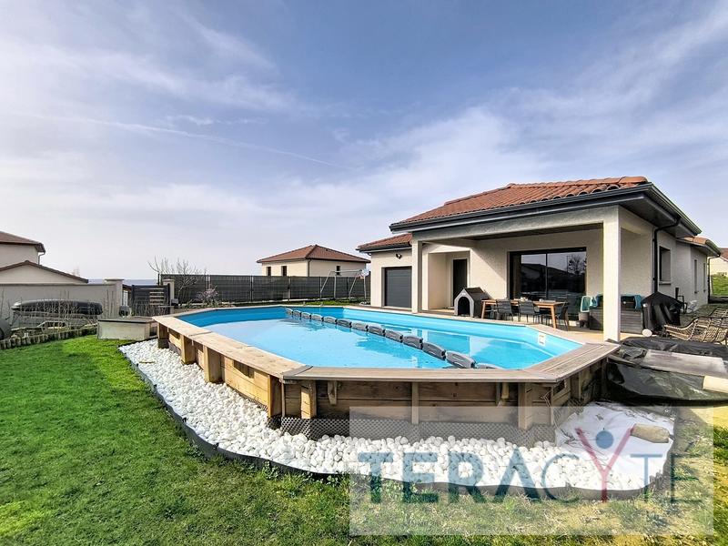 Maison - 105 m² - 4 pièces