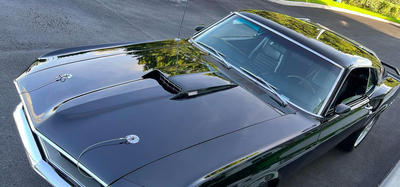 Ford Mustang Fastback V8 351