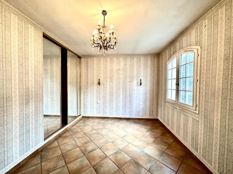 Maison - 161 m² - 5 pièces