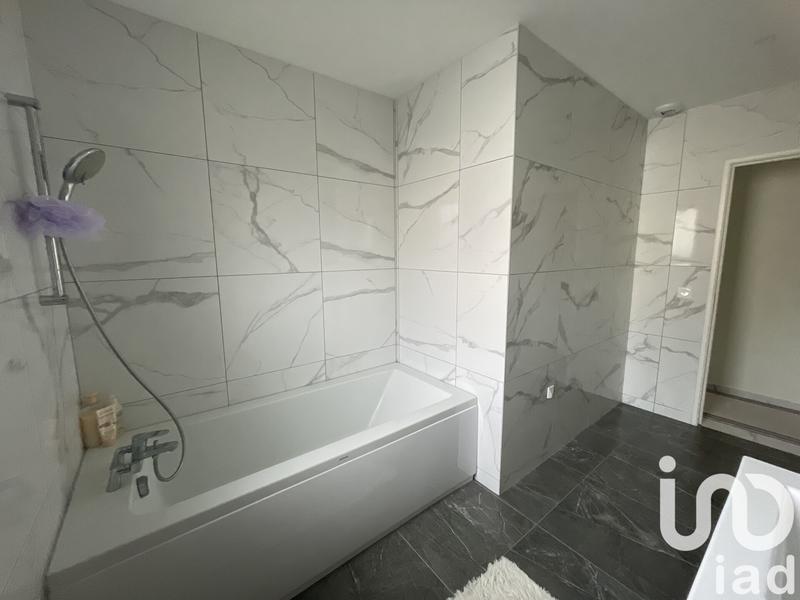 Maison - 120 m² - 4 pièces