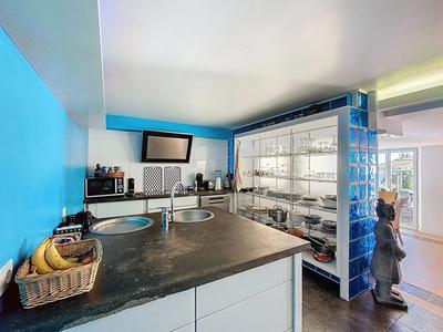 Maison - 214 m² - 6 pièces