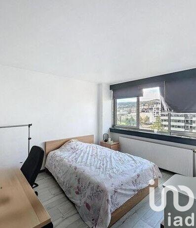 Appartement - 92 m² - 5 pièces