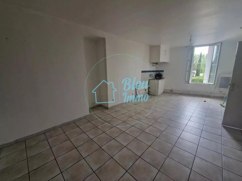 Immeuble - 215 m² - 12 pièces