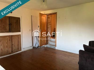 Maison - 250 m² - 12 pièces