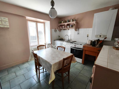 Maison ancienne - 105 m² - 4 pièces