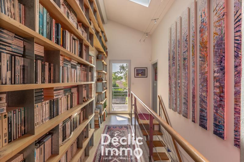 Maison - 180 m² - 6 pièces