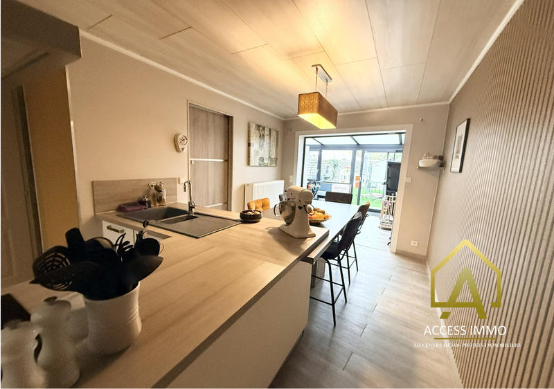 Maison - 144 m² - 8 pièces