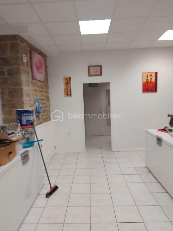 Local commercial - 54 m² - 2 pièces