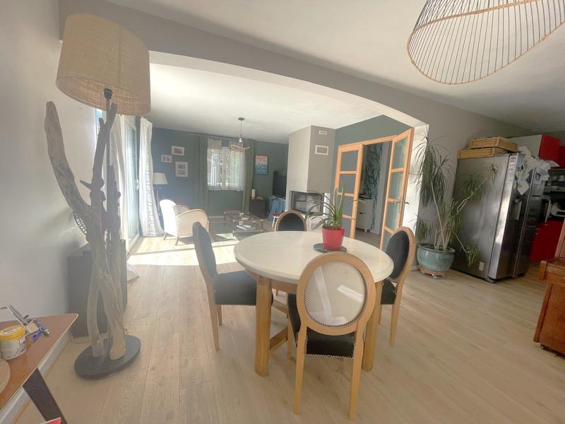 Maison - 166 m² - 7 pièces