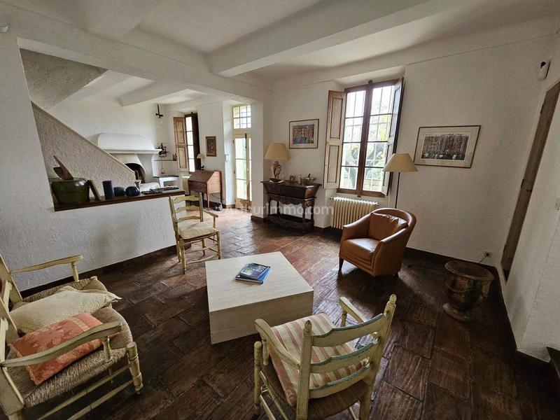 Maison - 180 m² - 7 pièces