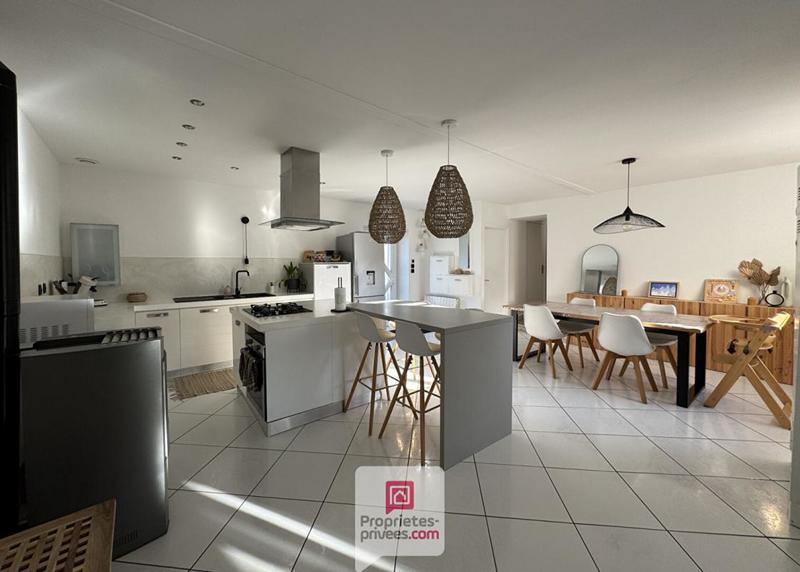 Maison - 116 m² - 6 pièces