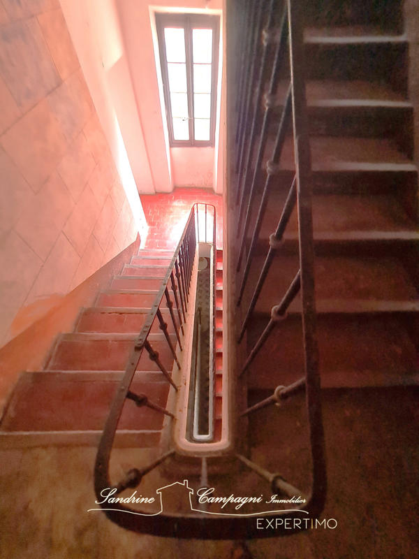 Maison - 141 m² - 5 pièces