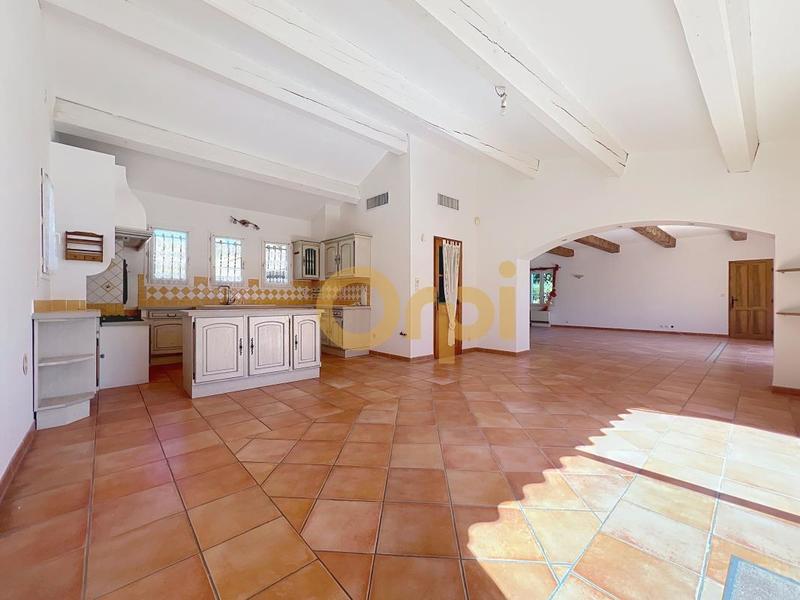 Villa - 192 m² - 6 pièces