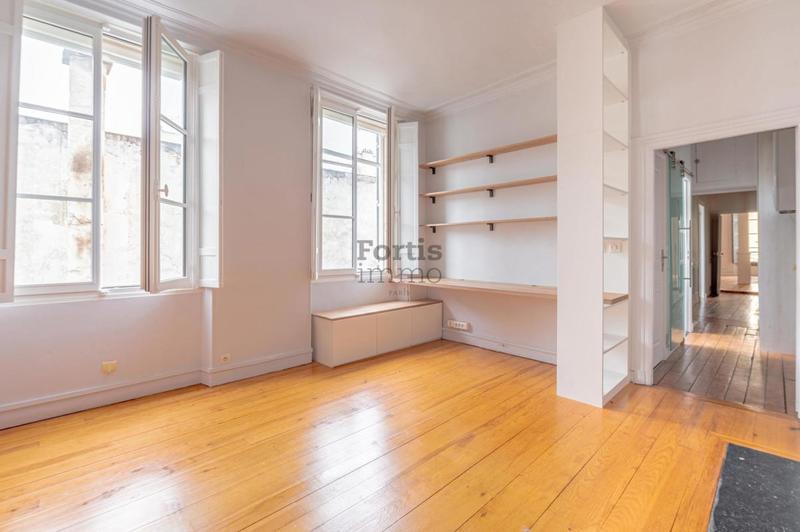 Appartement - 86 m² - 4 pièces