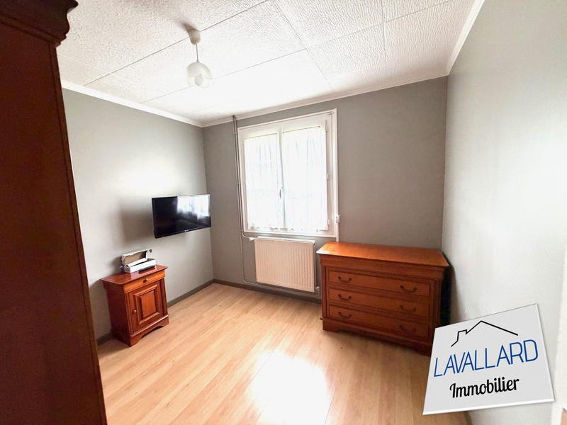 Maison - 80 m² - 4 pièces