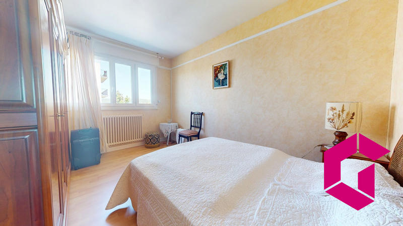 Appartement - 101 m² - 5 pièces