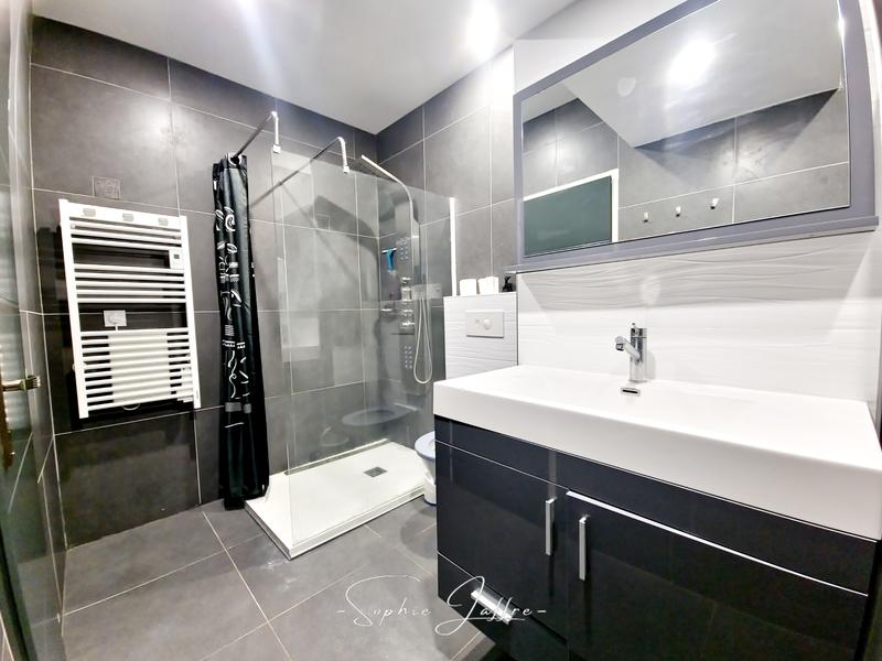 Appartement - 117 m² - 4 pièces