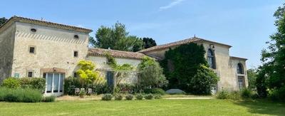 Château - 880 m² - 25 pièces