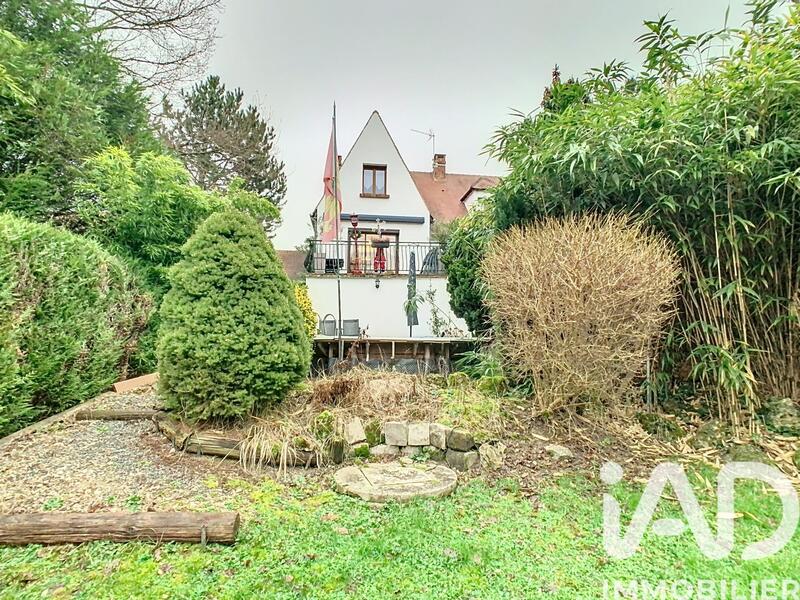 Maison - 181 m² - 7 pièces