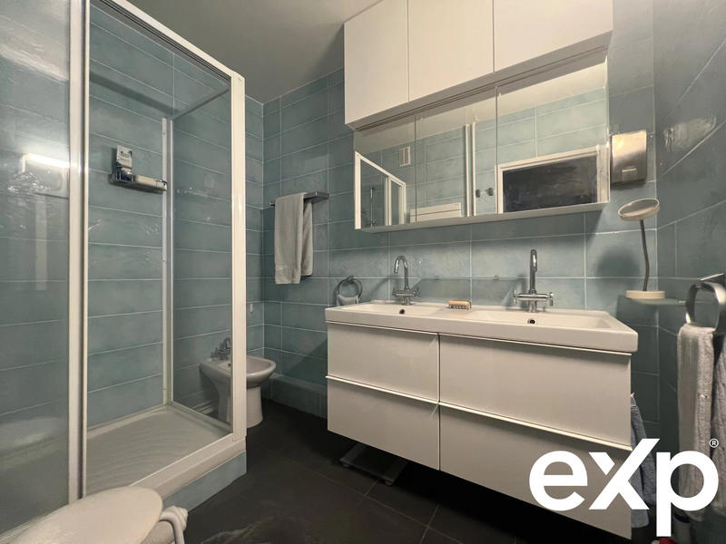 Appartement - 159 m² - 6 pièces