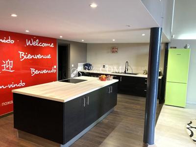 Loft - 158 m² - 4 pièces