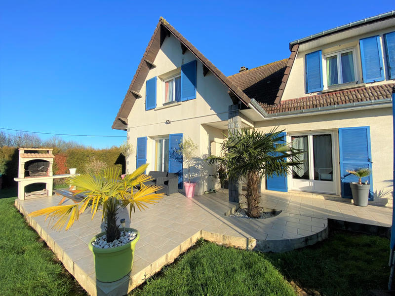 Maison - 160 m² - 6 pièces