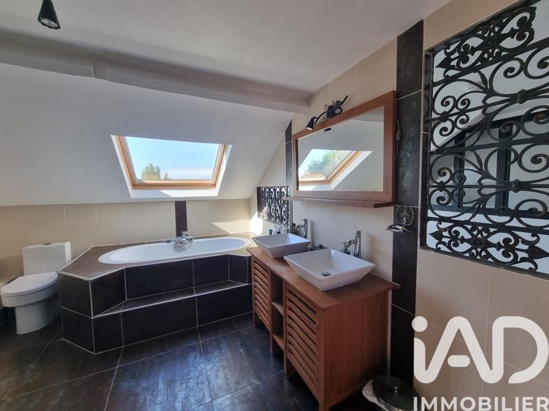 Maison - 173 m² - 7 pièces