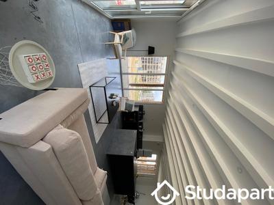 Chambre - 12 m² - 1 pièce