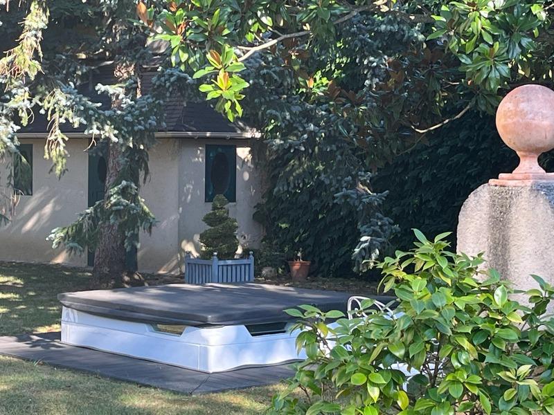 Maison de maîtres - 400 m² - 10 pièces