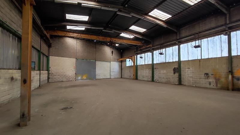 Local d'activité / Entrepôt - 430 m² - 1 pièce
