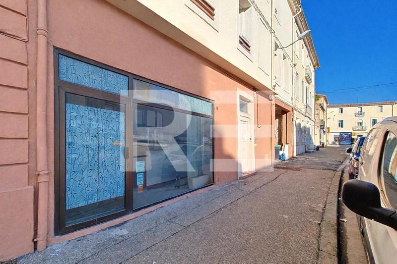 Local commercial - 70 m² - 3 pièces