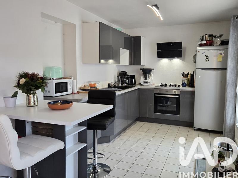 Maison - 90 m² - 4 pièces