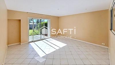 Maison - 140 m² - 6 pièces