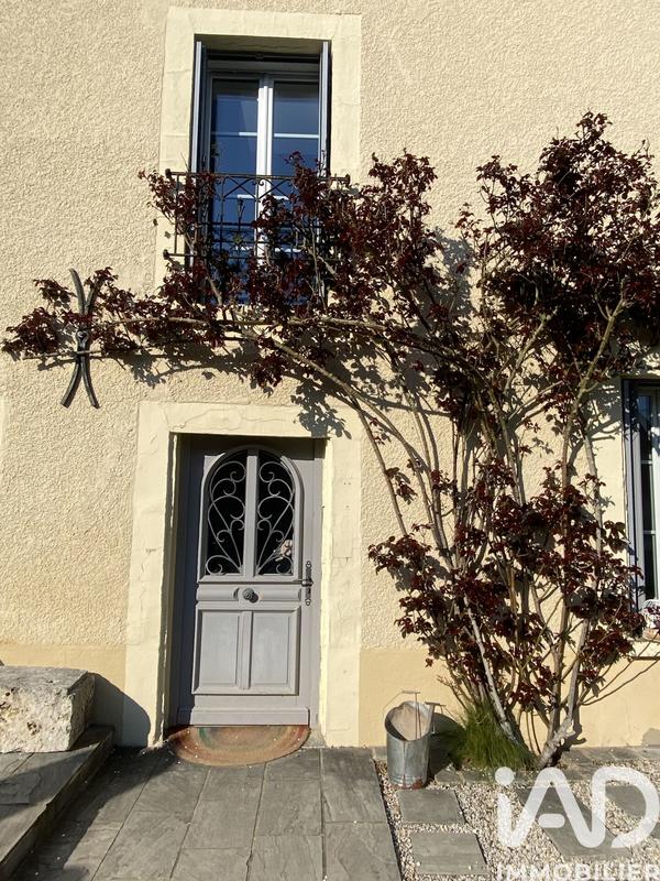 Maison - 207 m² - 8 pièces