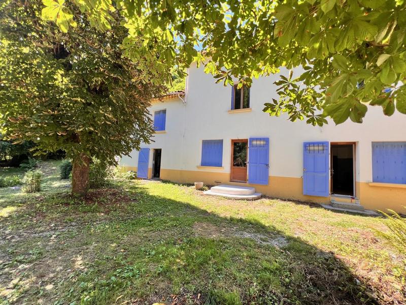 Maison - 163 m² - 6 pièces