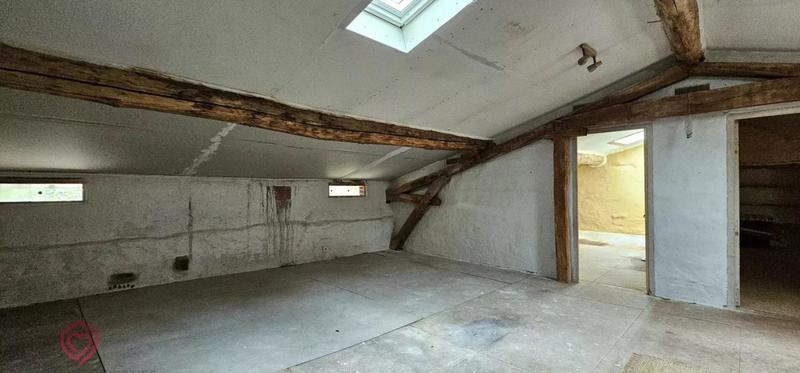 Ferme - 336 m² - 8 pièces