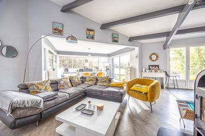 Maison - 143 m² - 5 pièces