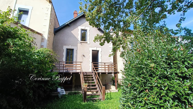 Maison - 121 m² - 5 pièces