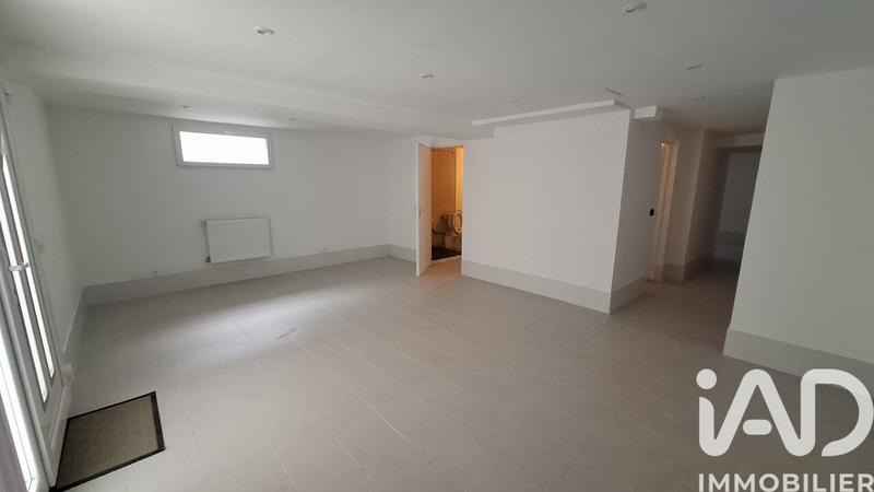 Maison - 200 m² - 7 pièces