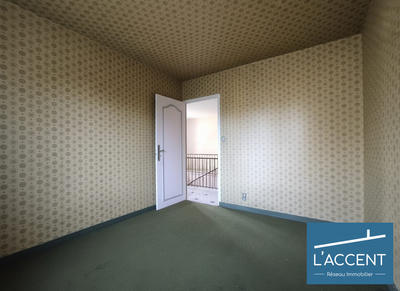 Maison - 185 m² - 7 pièces