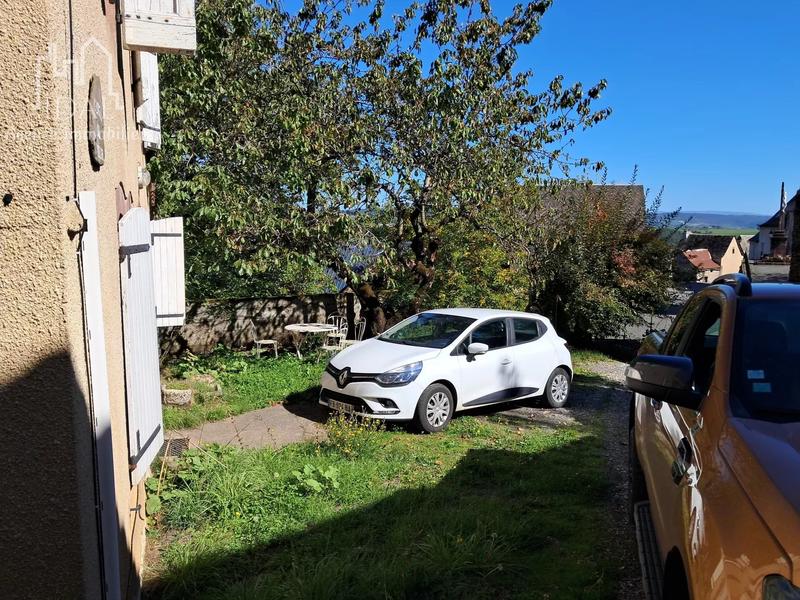 Maison - 226 m² - 12 pièces