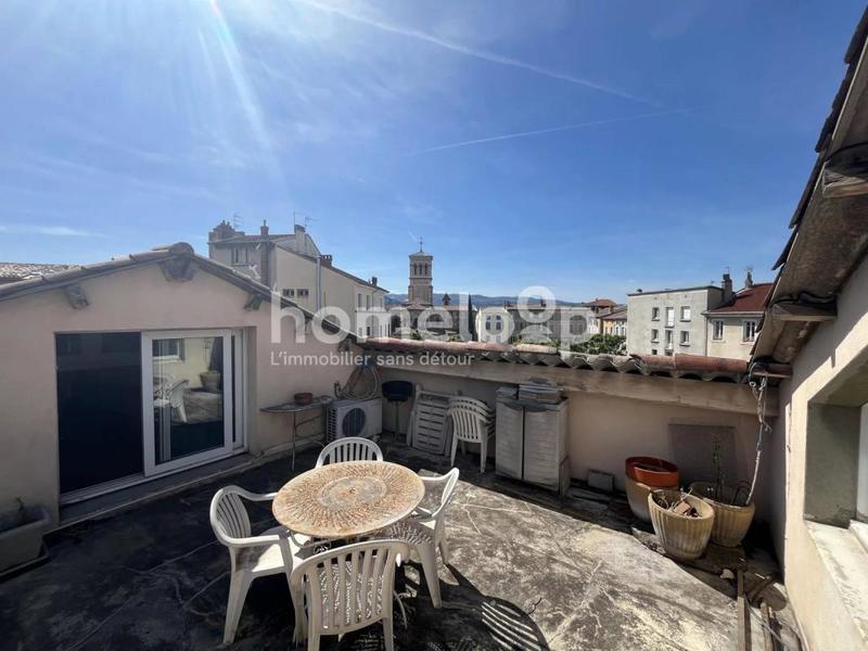 Appartement - 94 m² - 4 pièces