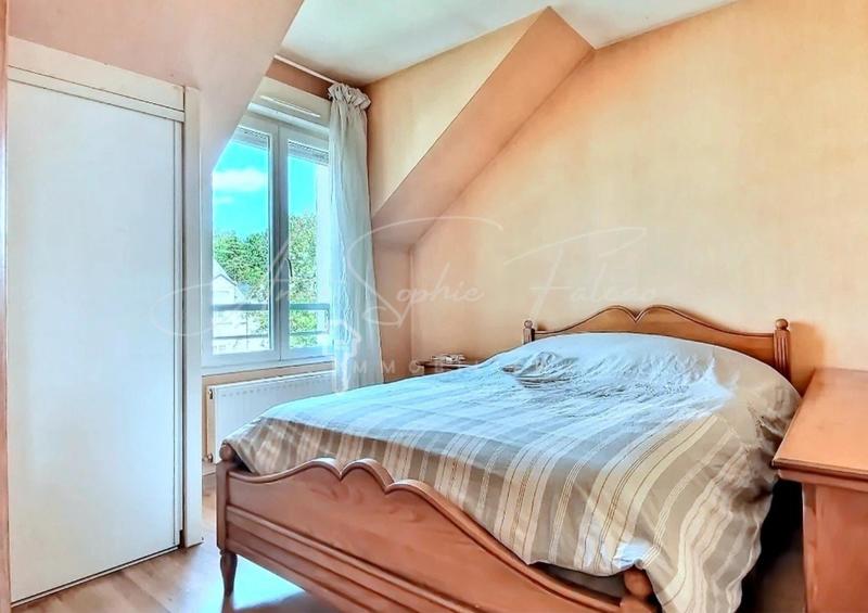 Maison - 81 m² - 5 pièces