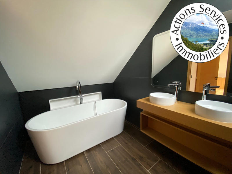 Maison - 133 m² - 4 pièces