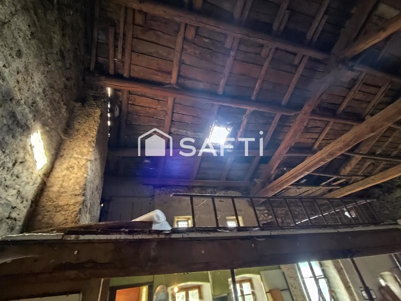 Maison - 114 m² - 2 pièces