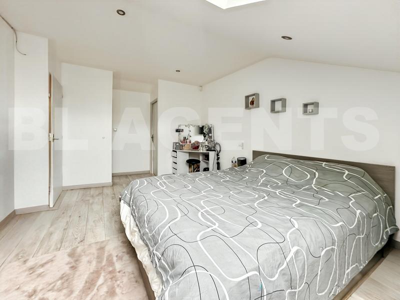 Maison - 117 m² - 7 pièces