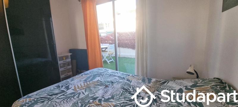 Chambre - 13 m² - 1 pièce